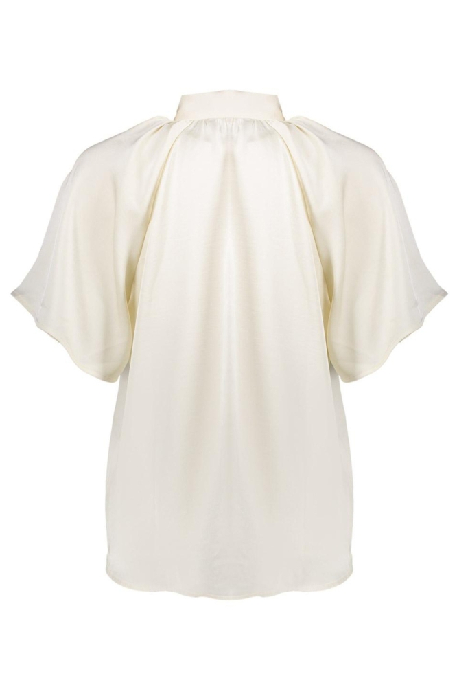 BLOUSE MET SATIJNEN LOOK EN STRIKDETAIL 53072 14 Off-white